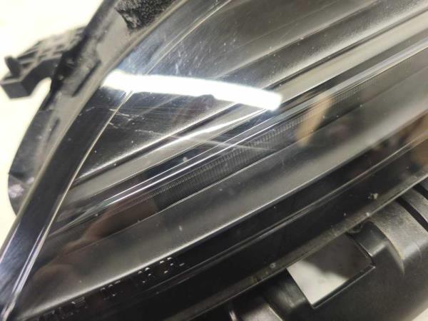 PHARE GAUCHE TESLA - Vue 5